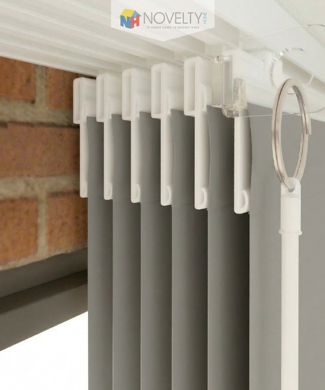 Cortina en Sistema Panel Japonés en Tela Blackout Gris